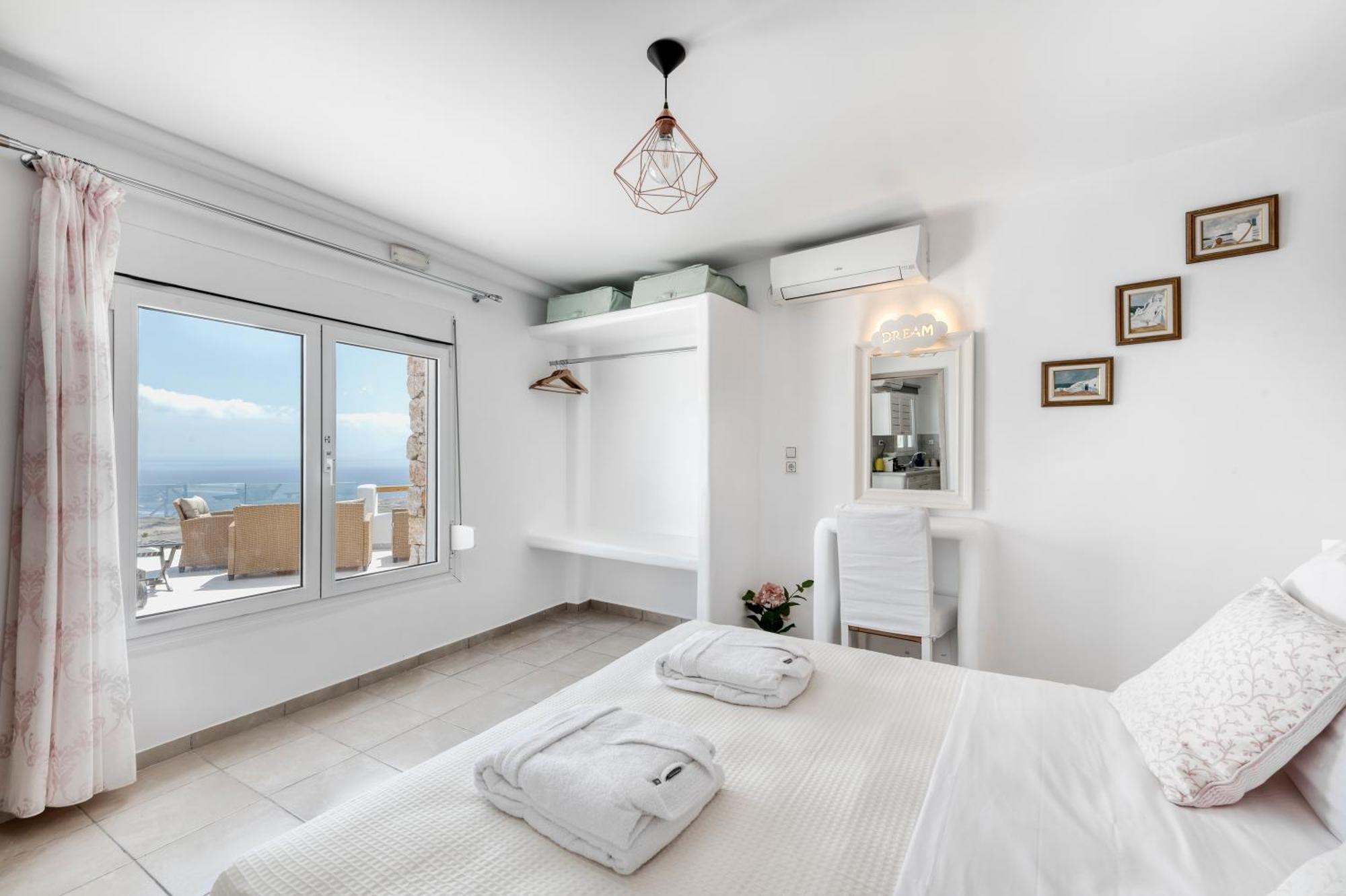 Dream Villa Santorini Vourvoulos Exterior photo